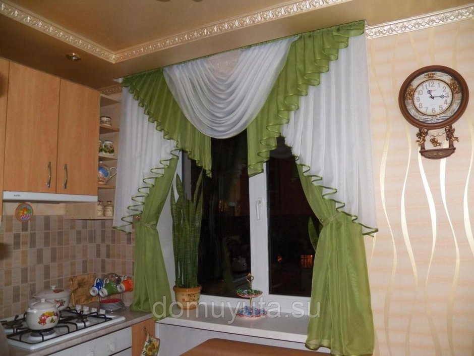 Из какой ткани лучше пошить австрийскую штору на кухню