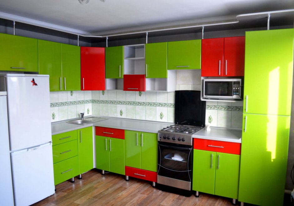 Красно зеленая кухня (57 фото)