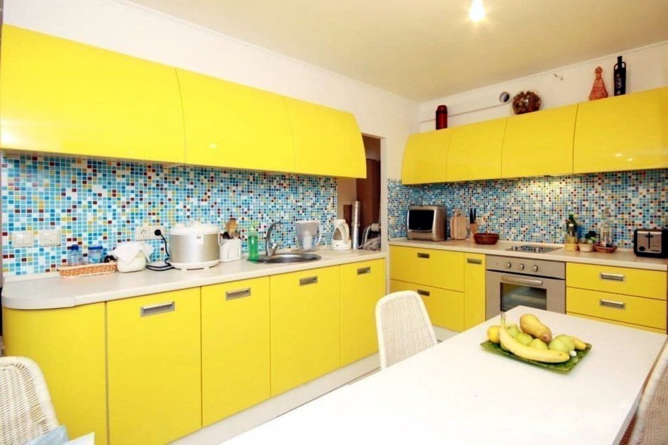 Желто голубая кухня (87 фото)