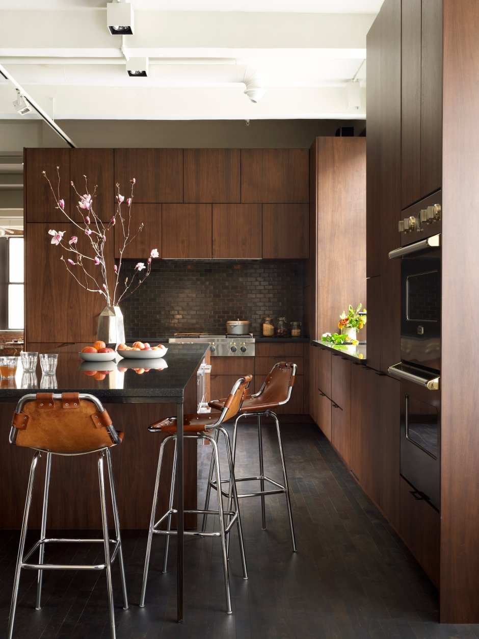 Сочетание коричневого цвета в интерьере кухни (74 фото)