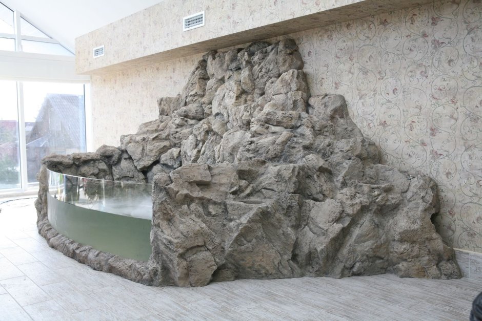 Пещера грот фонтан артбетон