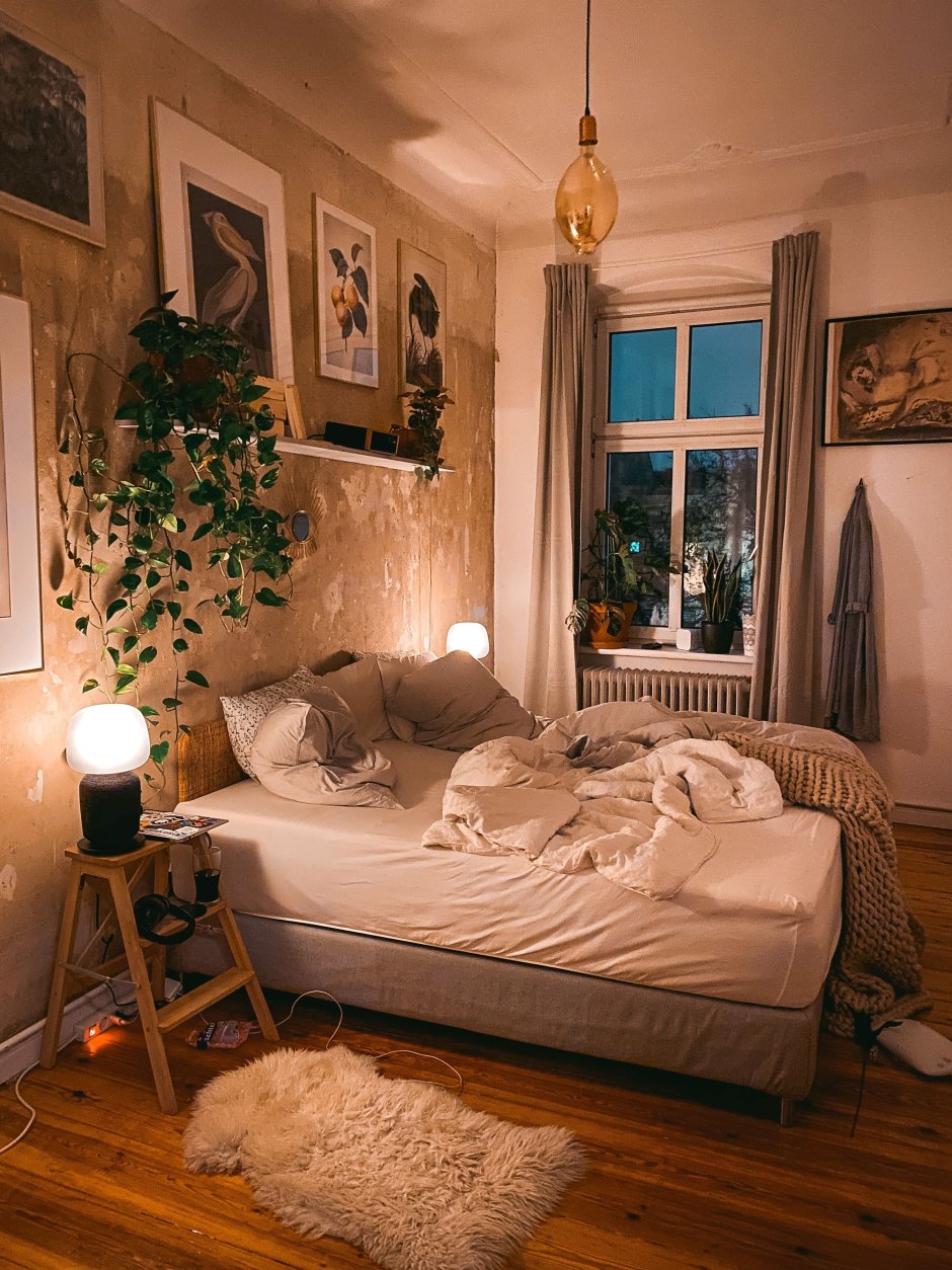 Уютная комната с цветами