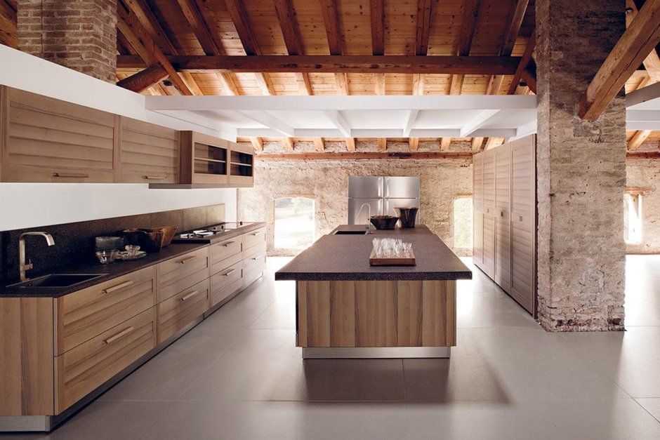Деревянные кухни в современном стиле