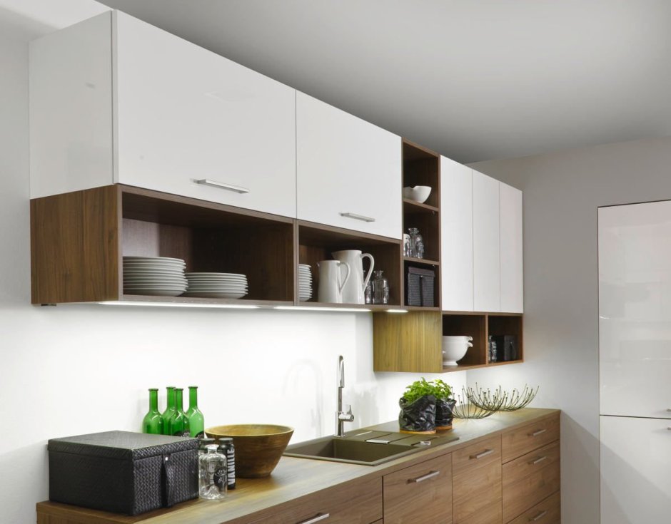 Верхние кухонные шкафы