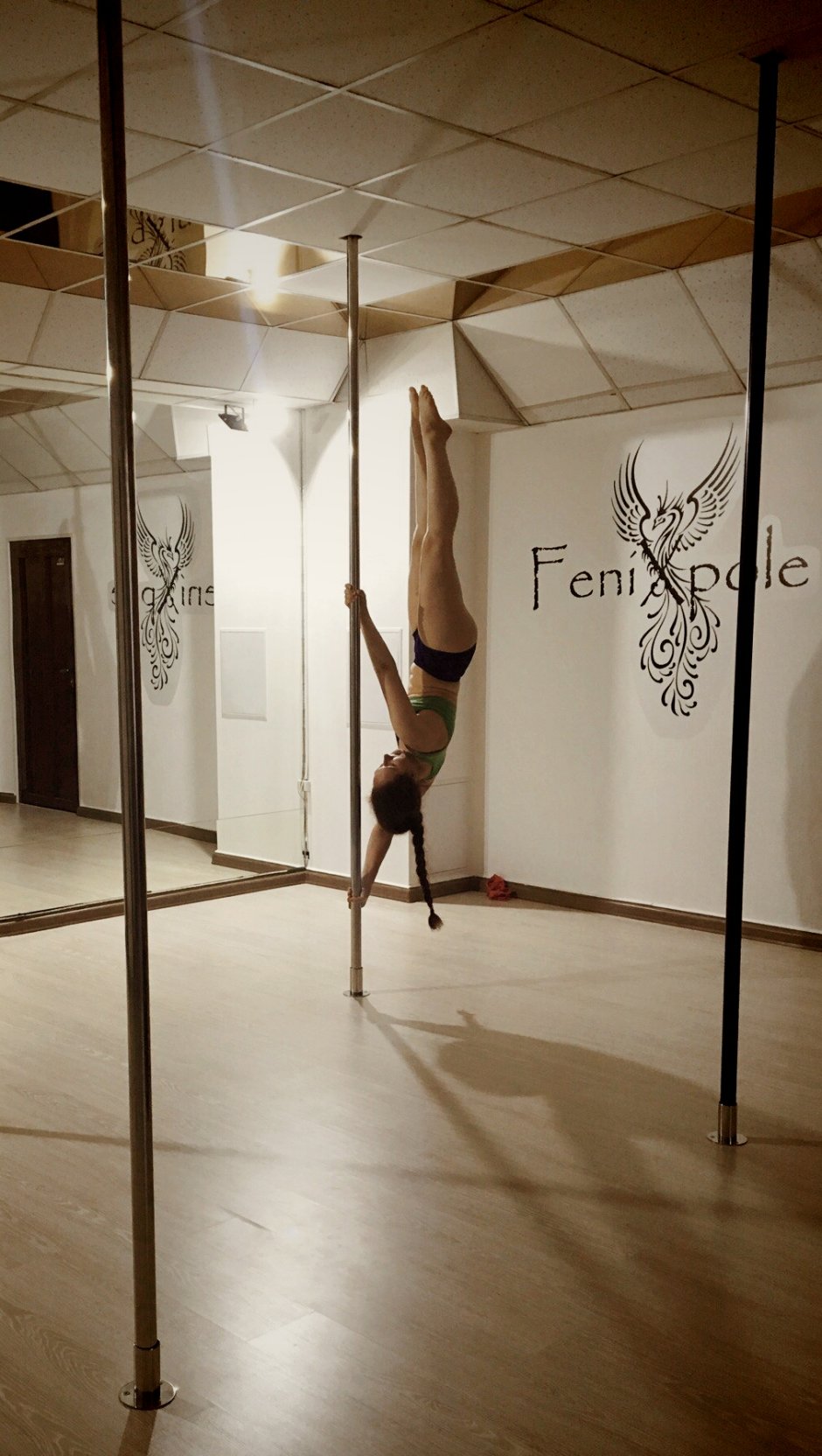 FENIXPOLE студия танца и фитнеса на пилоне