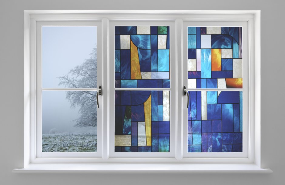 Цветные оконные рамы в интерьере