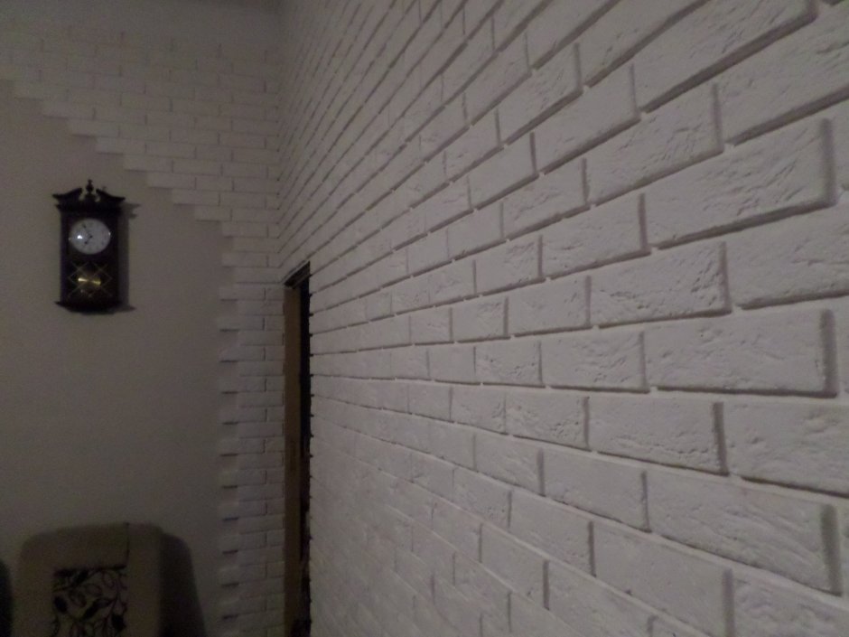 Гипсовая плитка на стену