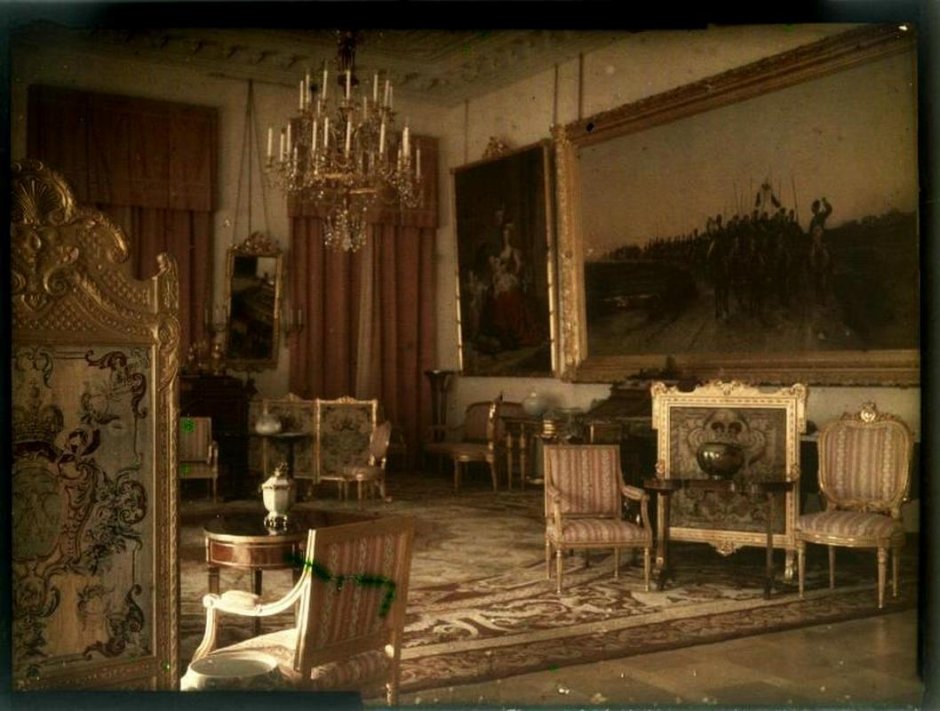 Russian Royalty Room