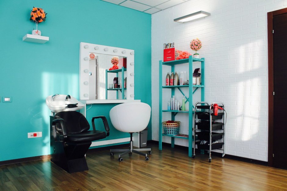 Парикмахерский стол