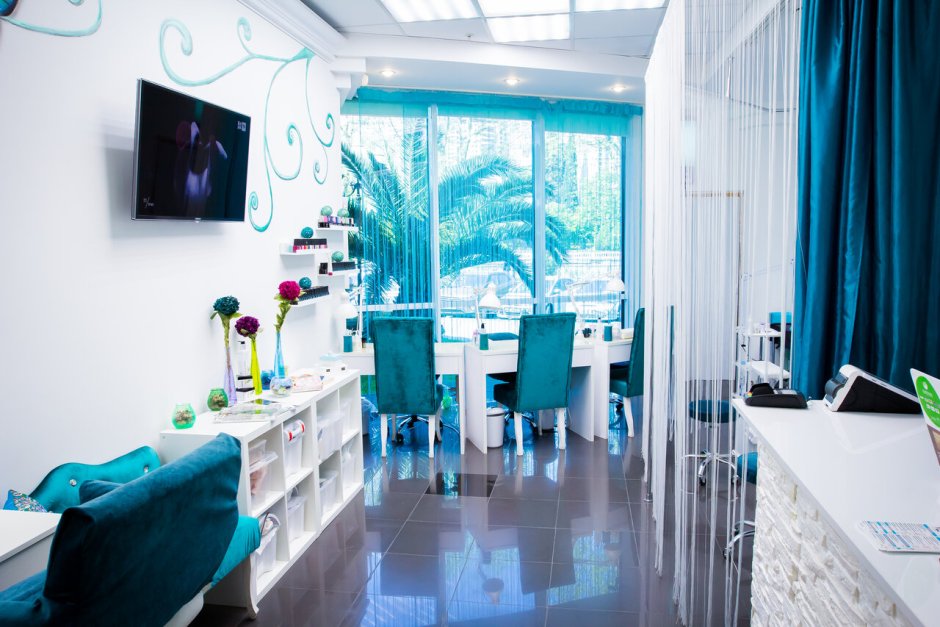 Салон в бирюзовом цвете