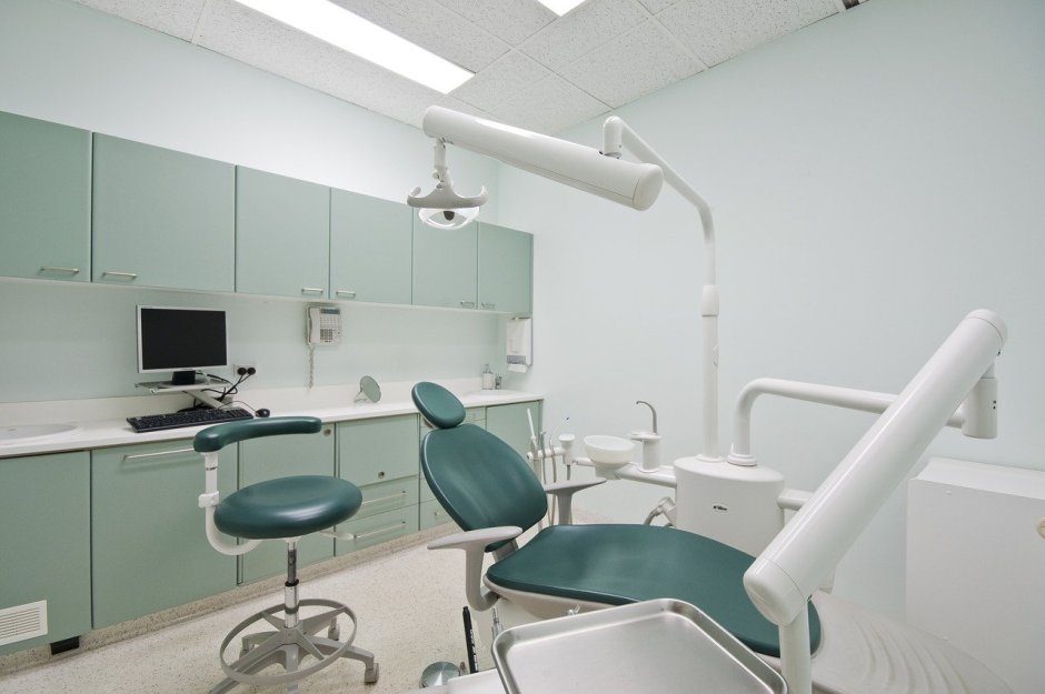 Интерьер стоматологической клиники с фотографиями