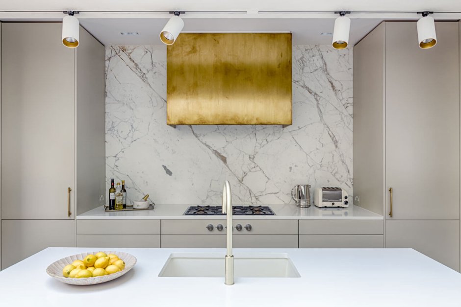 Marble Splash back White