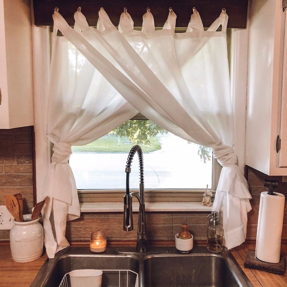 Украшение кухонных окон