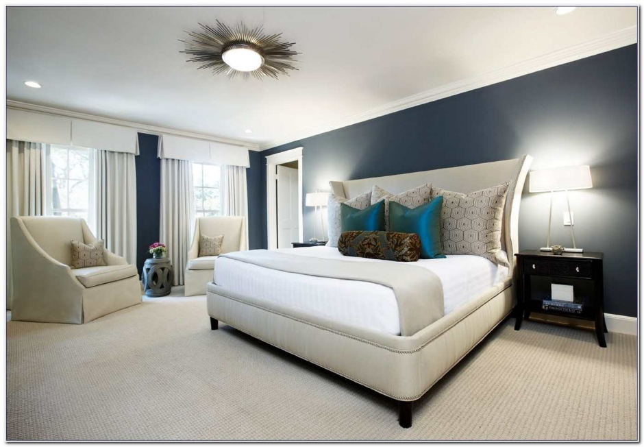 Комната с камином