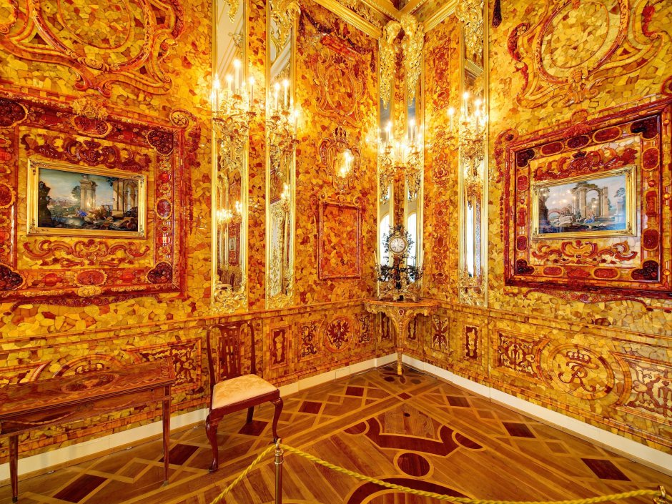Пушкин Екатерининский дворец Янтарная комната