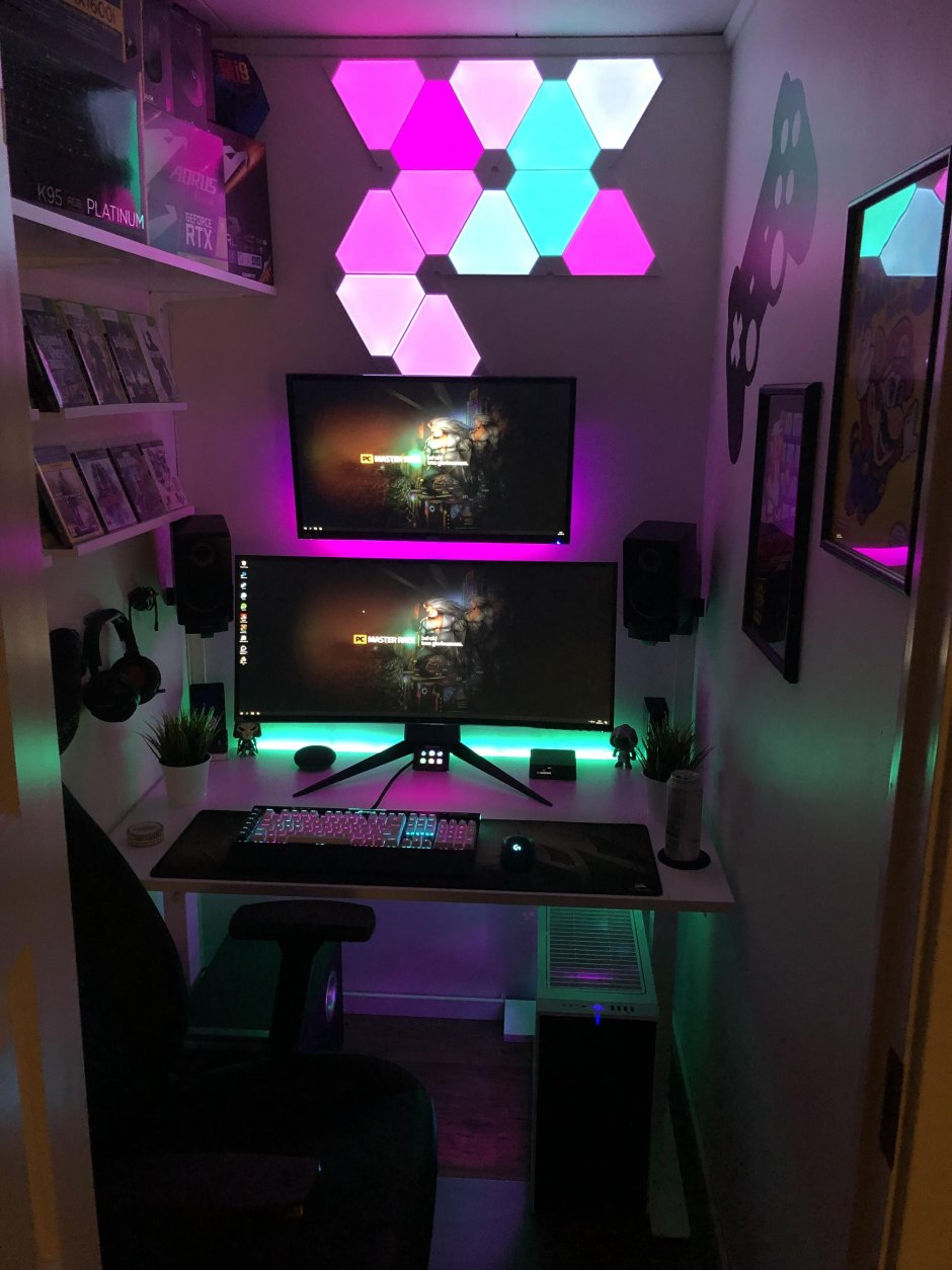 Розовая игровая комната для геймеров