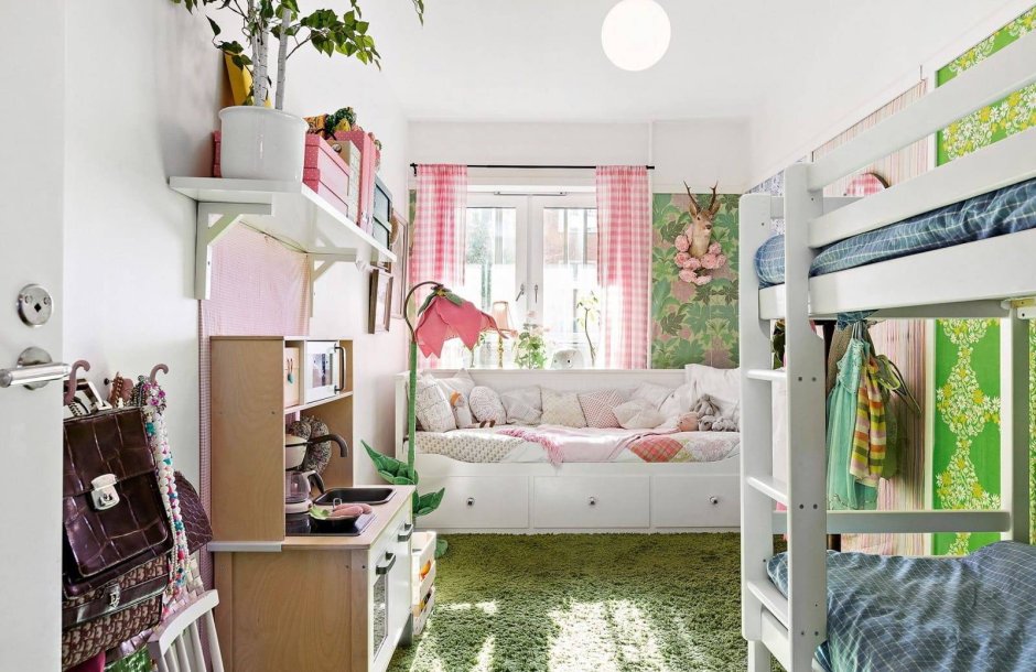 Дизайн комнаты для двух разнополых детей разного возраста