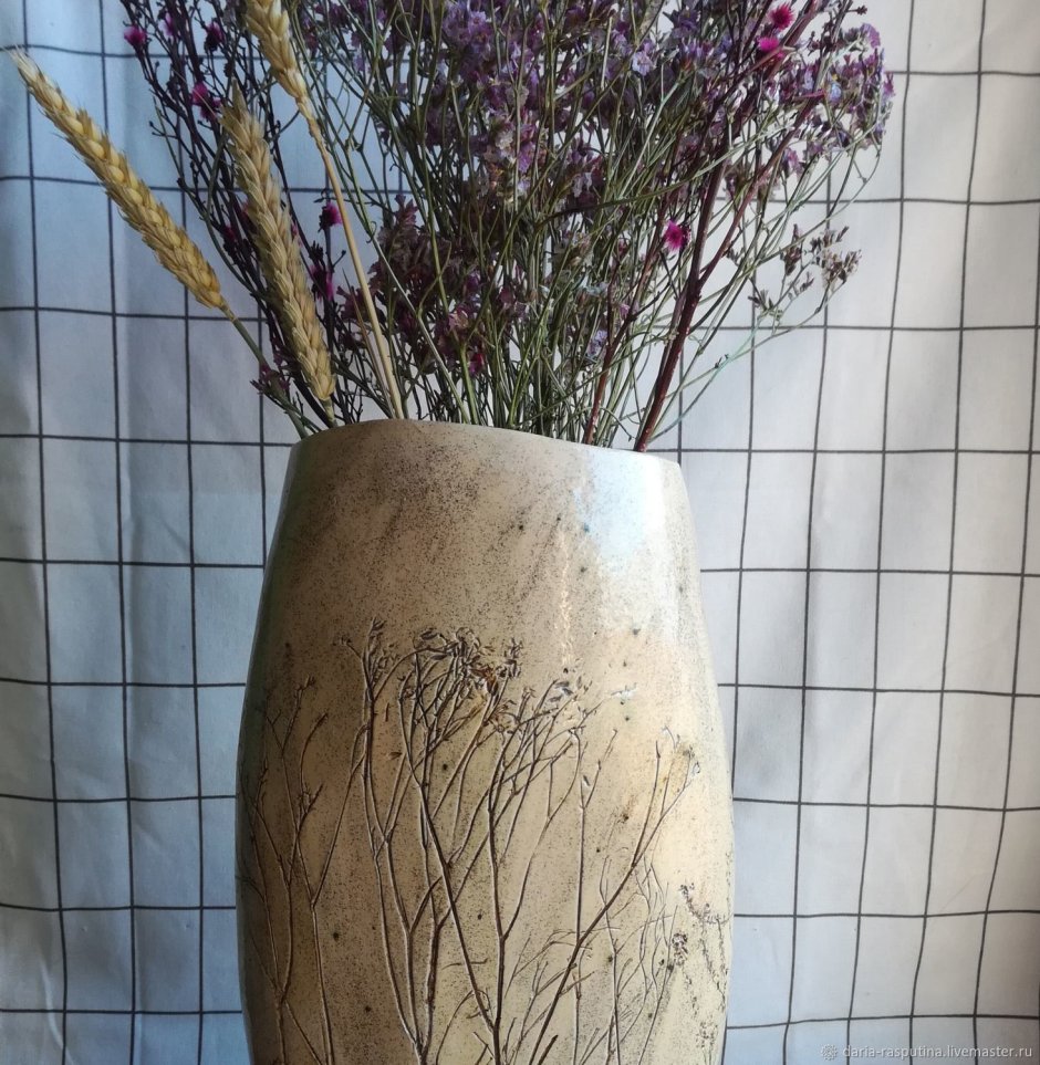 Глиняные вазы для цветов