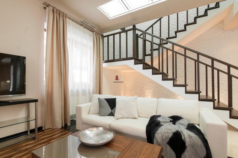 Дизайн гостиной с лестницей (66 фото)