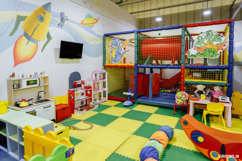 Планировка детской развлекательной комнаты