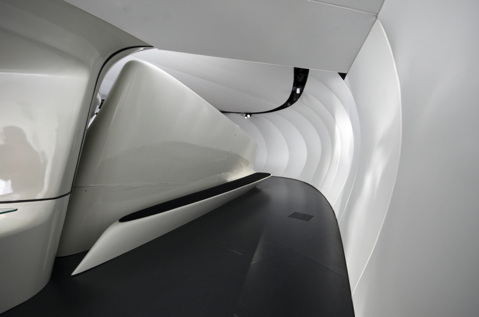 Передвижной павильон Chanel mobile Art от Zaha Hadid Architects