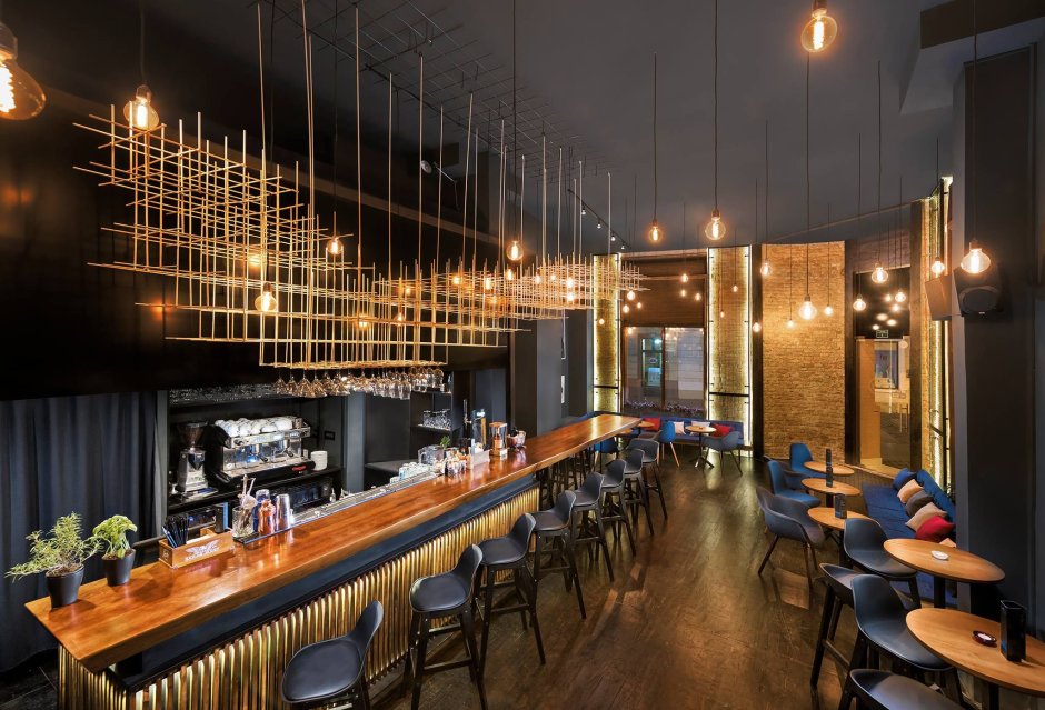 Бар в подвале дома