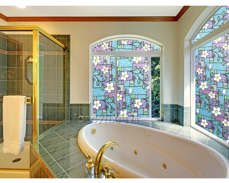 Витражное стекло в ванную комнату