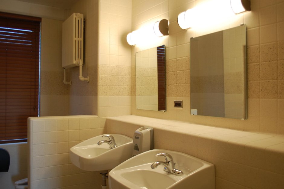 Освещение ванных комнат и туалетов