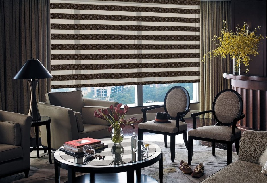 Горизонтальные жалюзи в интерьере