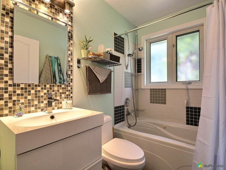 Интерьер компактной ванной комнаты