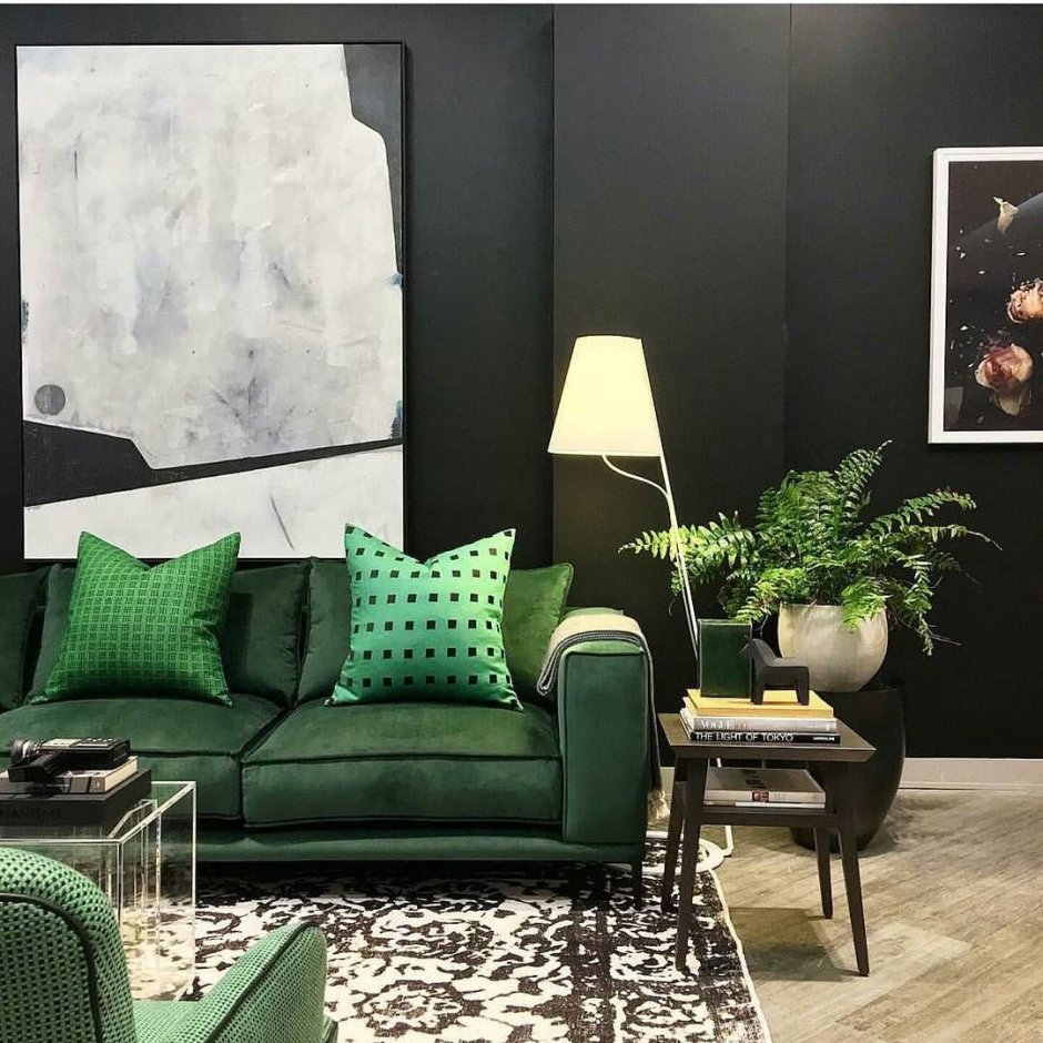 Изумрудный диван в интерьере