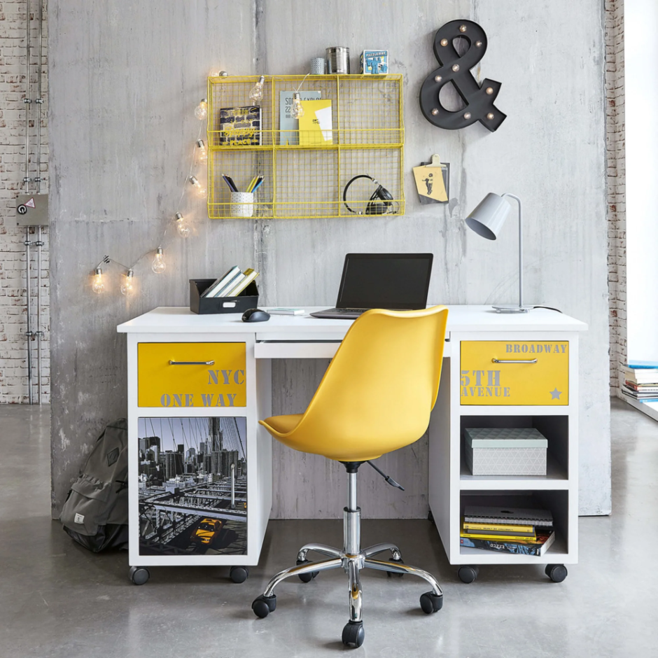 Письменный стол желтый