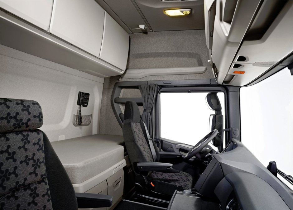 Man TGS 6x6 кабина