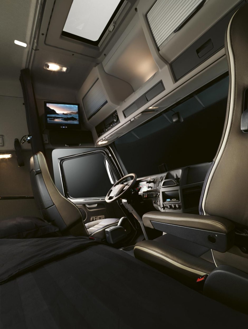 Volvo fh16 750 кабина