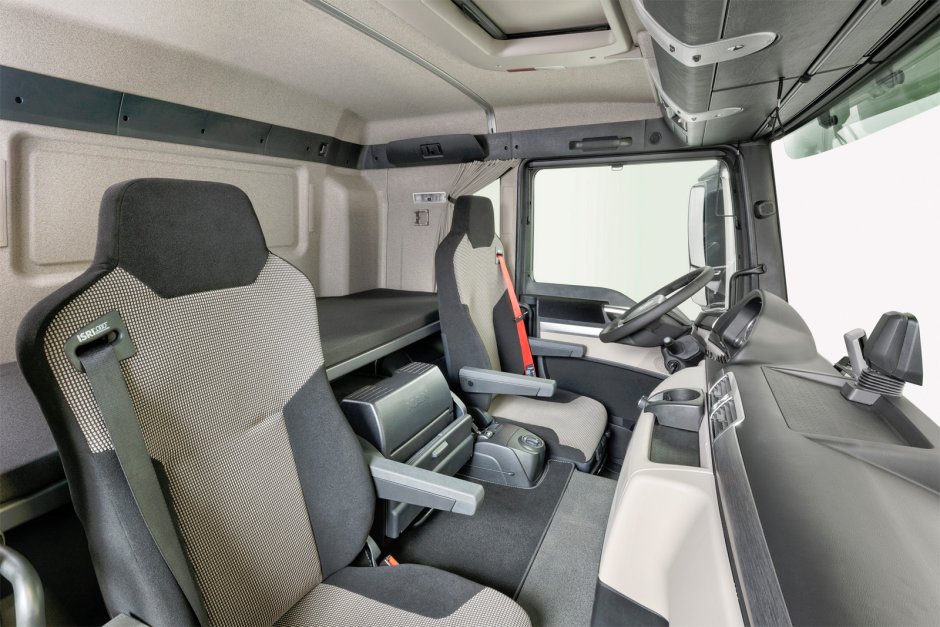 Mercedes Benz Actros Trust Edition