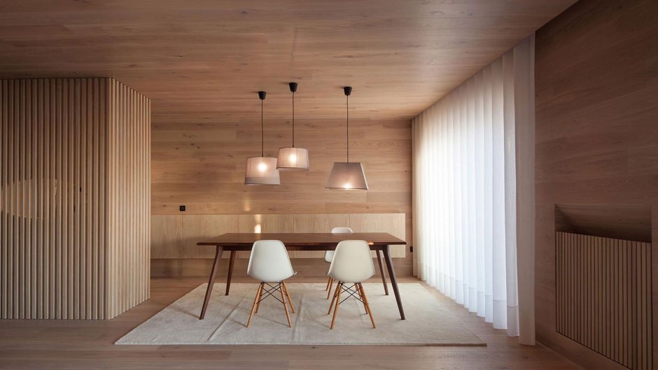 Потолок из вагонки