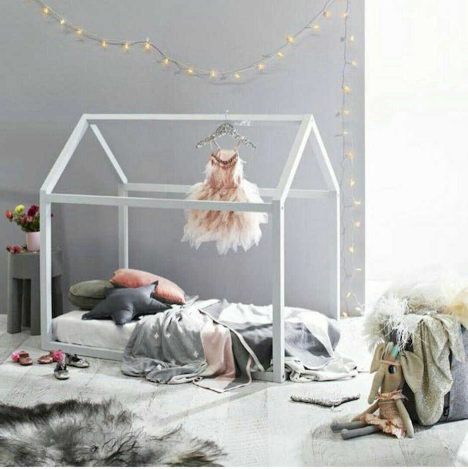 Кровать домик в скандинавском стиле