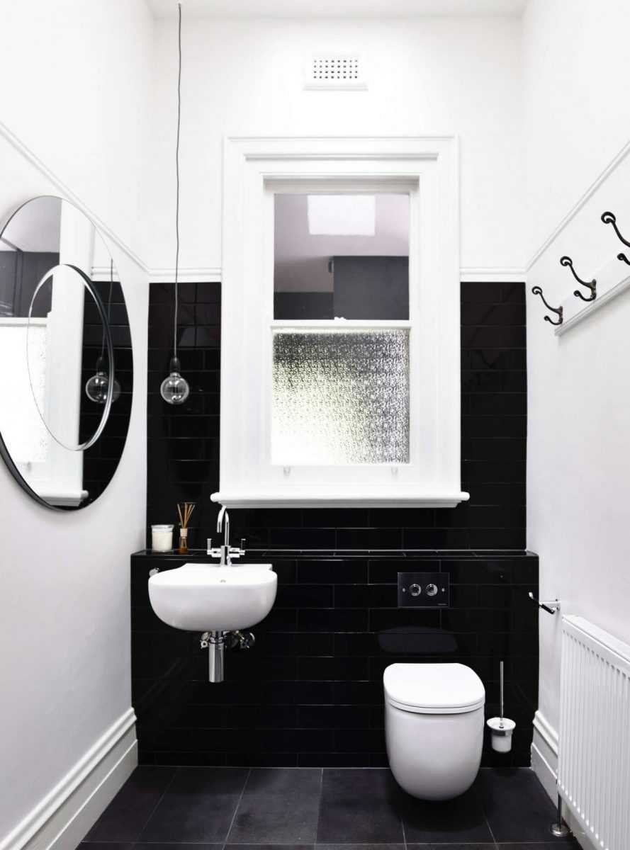 Черно белая плитка в туалете
