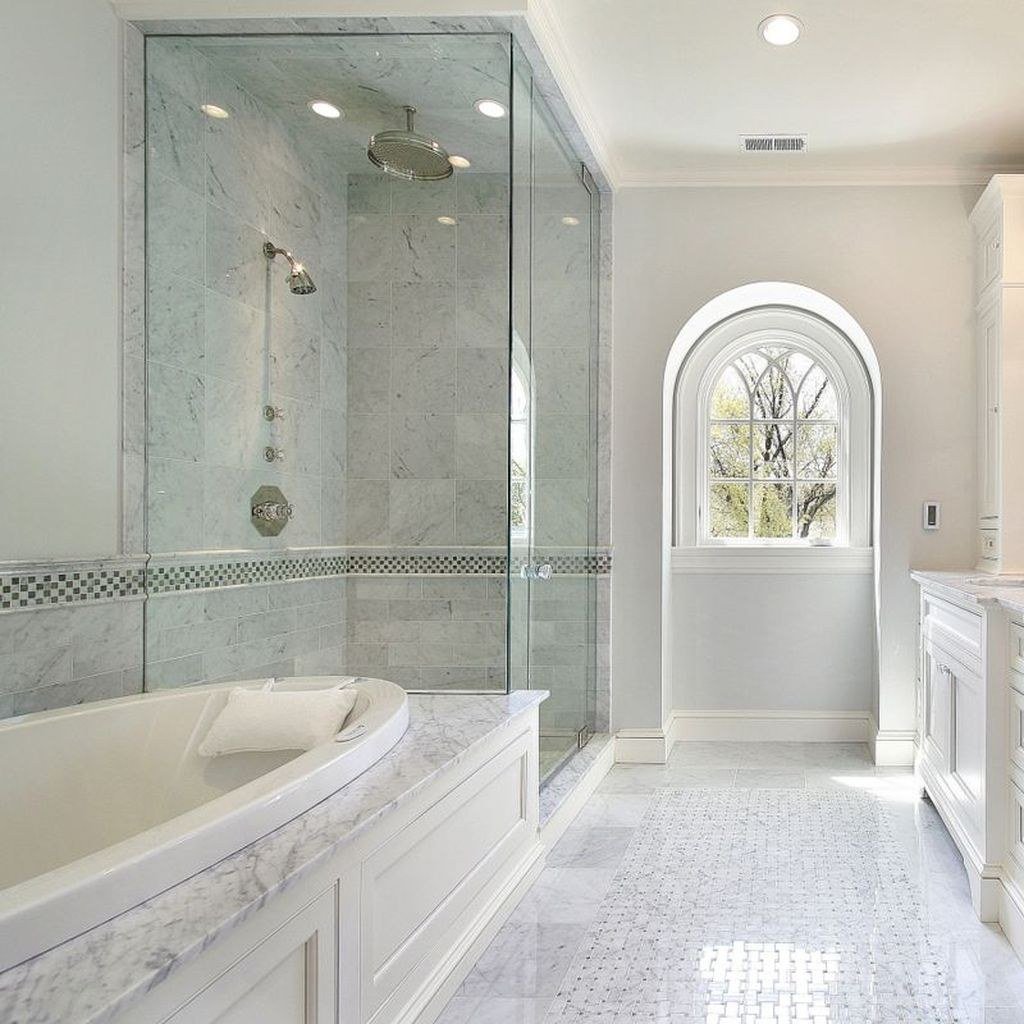 Светлая плитка в ванной комнате фото. Мраморная ванная комната. Ванная в светлых тонах. Ванная с мраморной плиткой. Красивая светлая ванная комната.