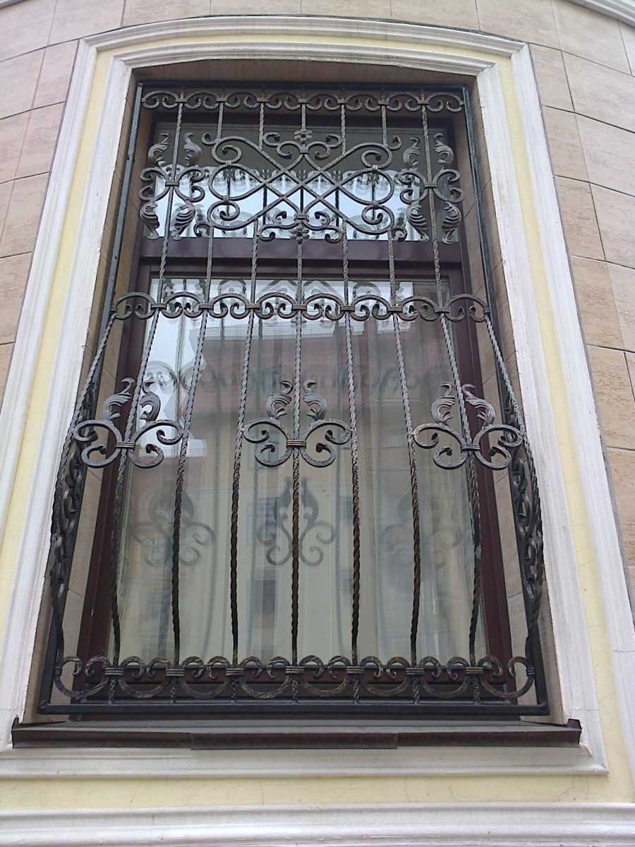 Кованые решетки на окна эксклюзив