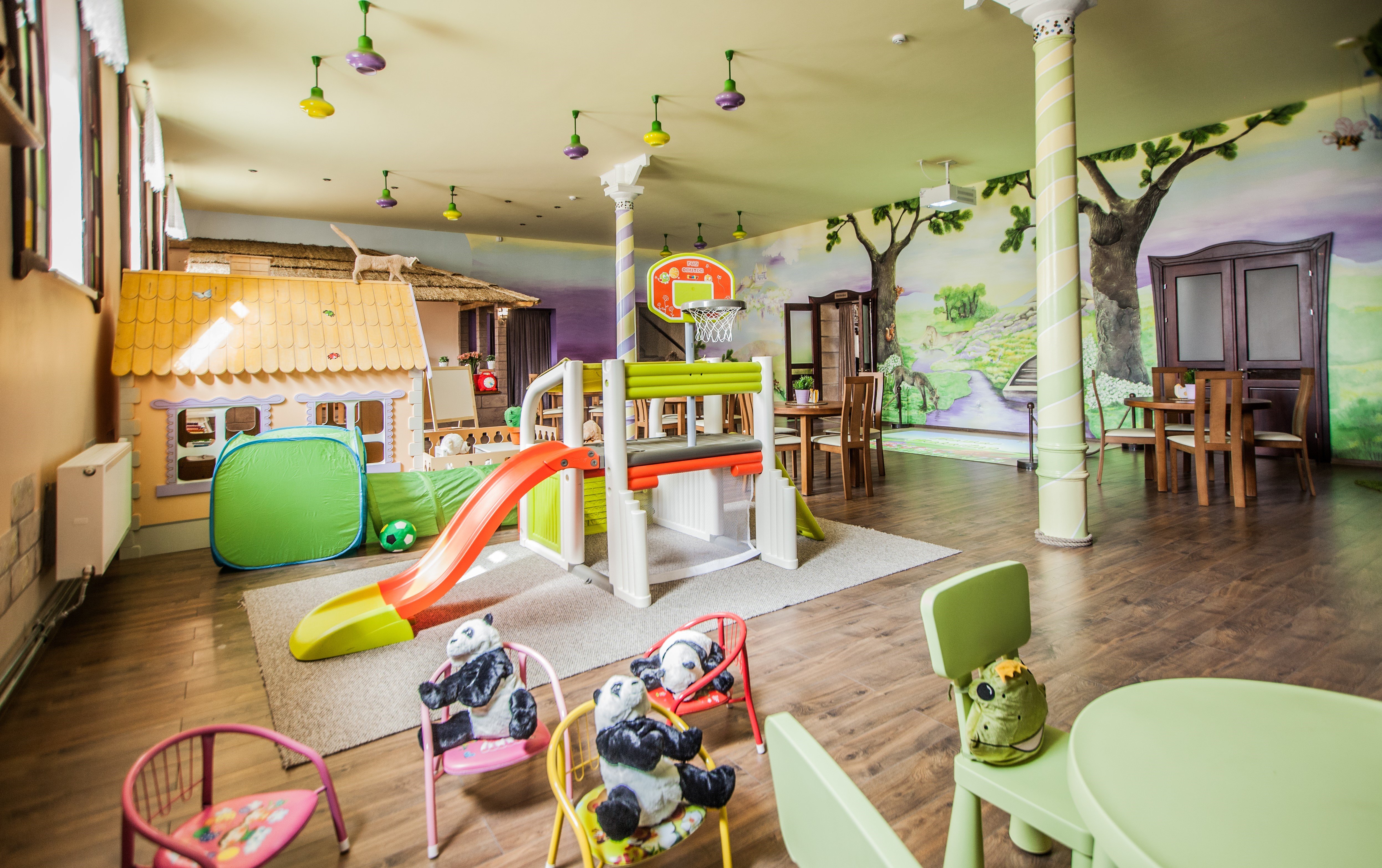Кафе детская комната