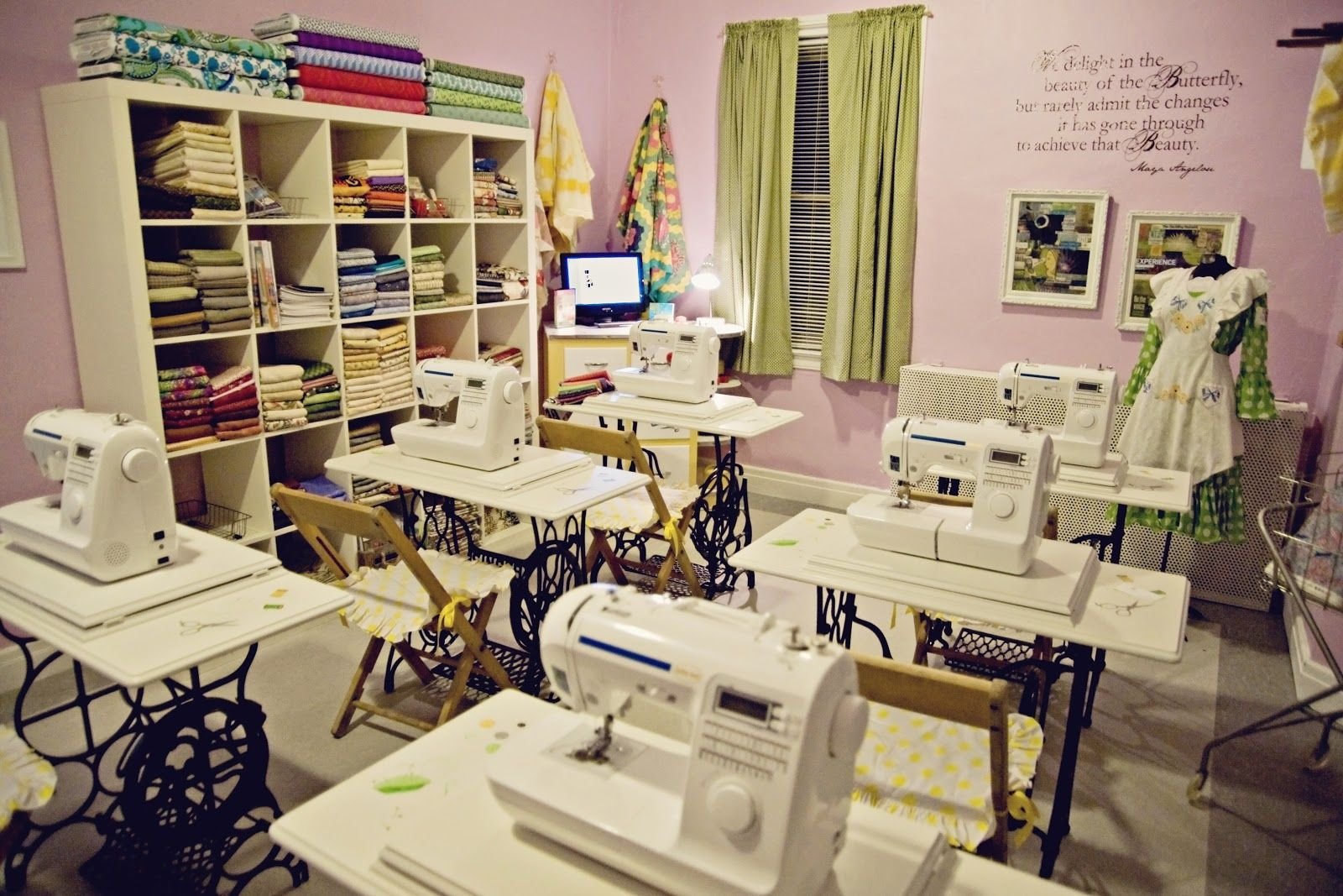 Современная швейная мастерская