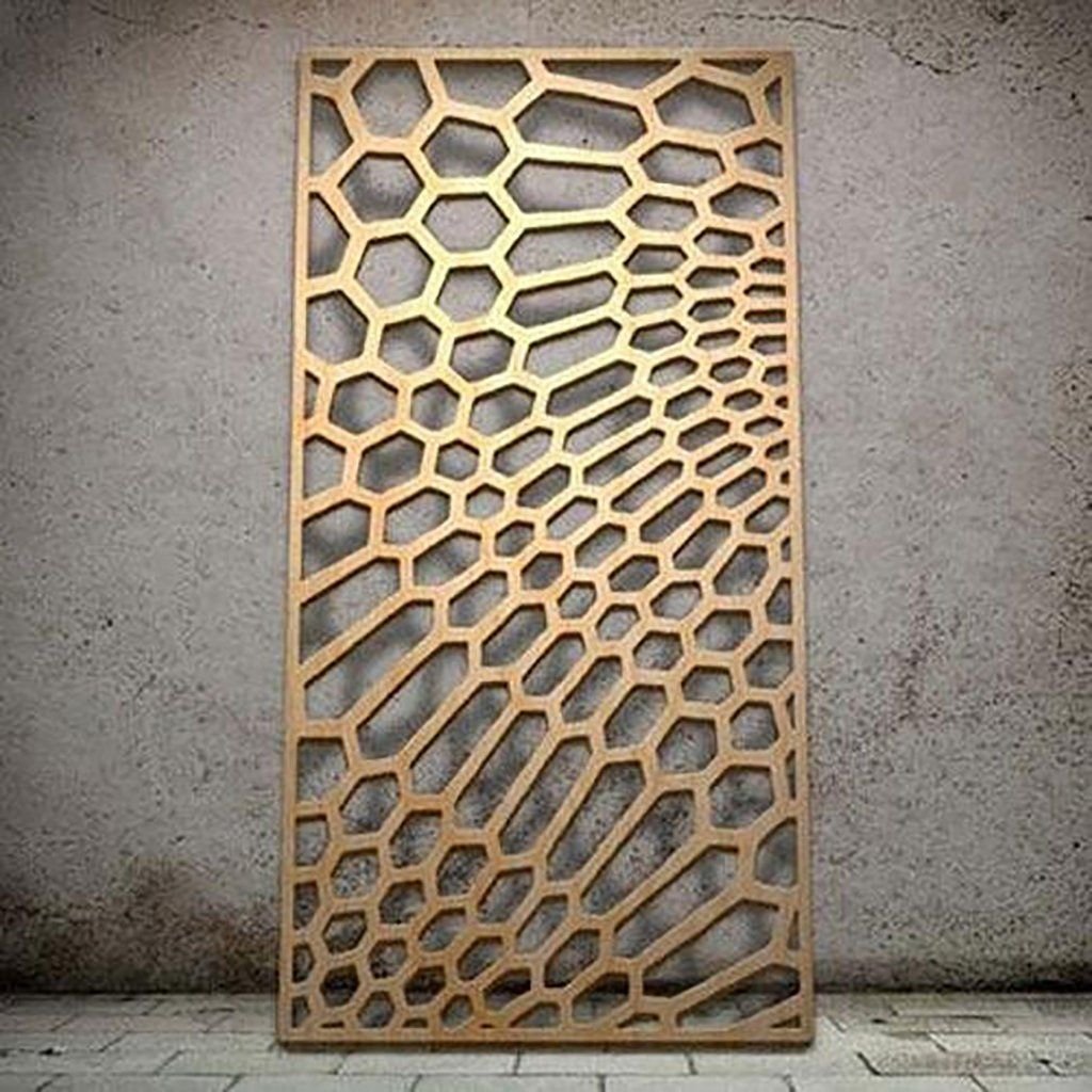 декоративная решетка из металла в интерьере