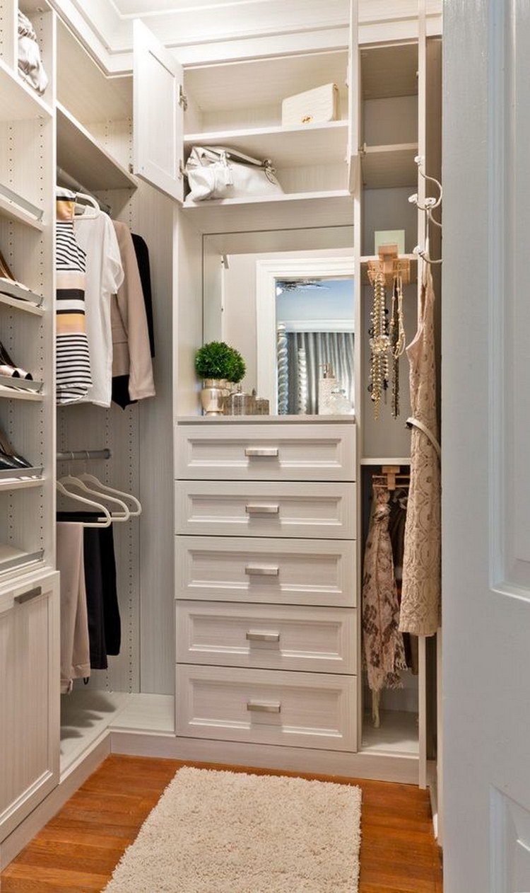Дизайн маленькой гардеробной комнаты (64 фото)