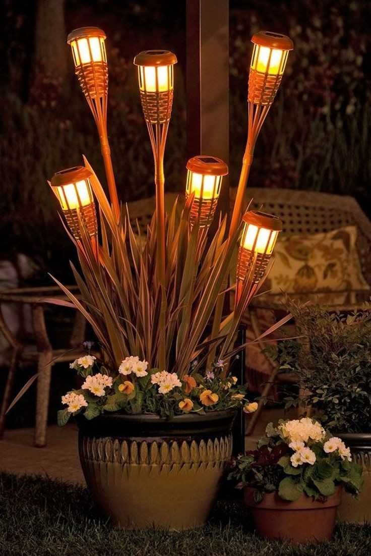 Оригинальные светильники для сада