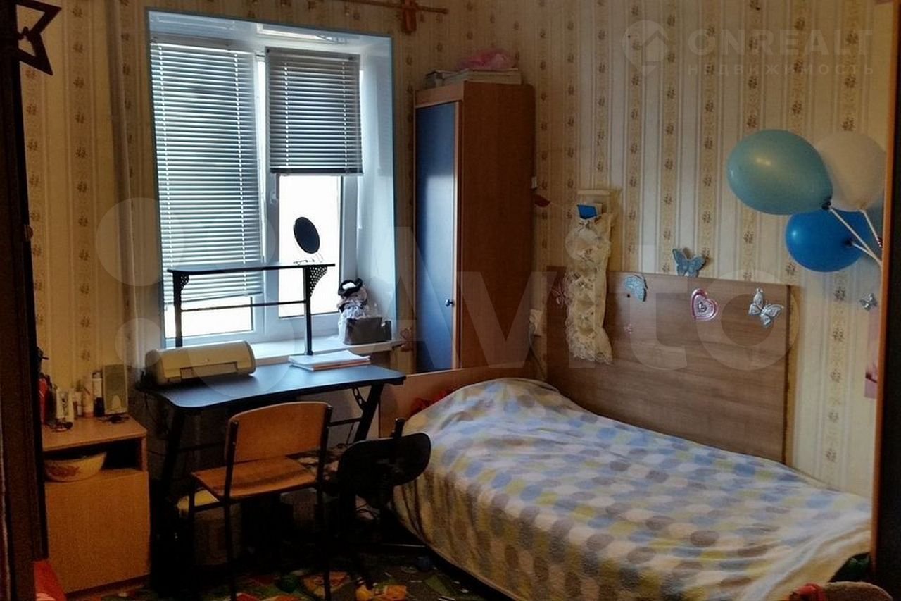Комната в общежитии красноармейский. Комната в общежитии. Спальня в общежитии. Комната в студенческом общежитии. Комната обычная.