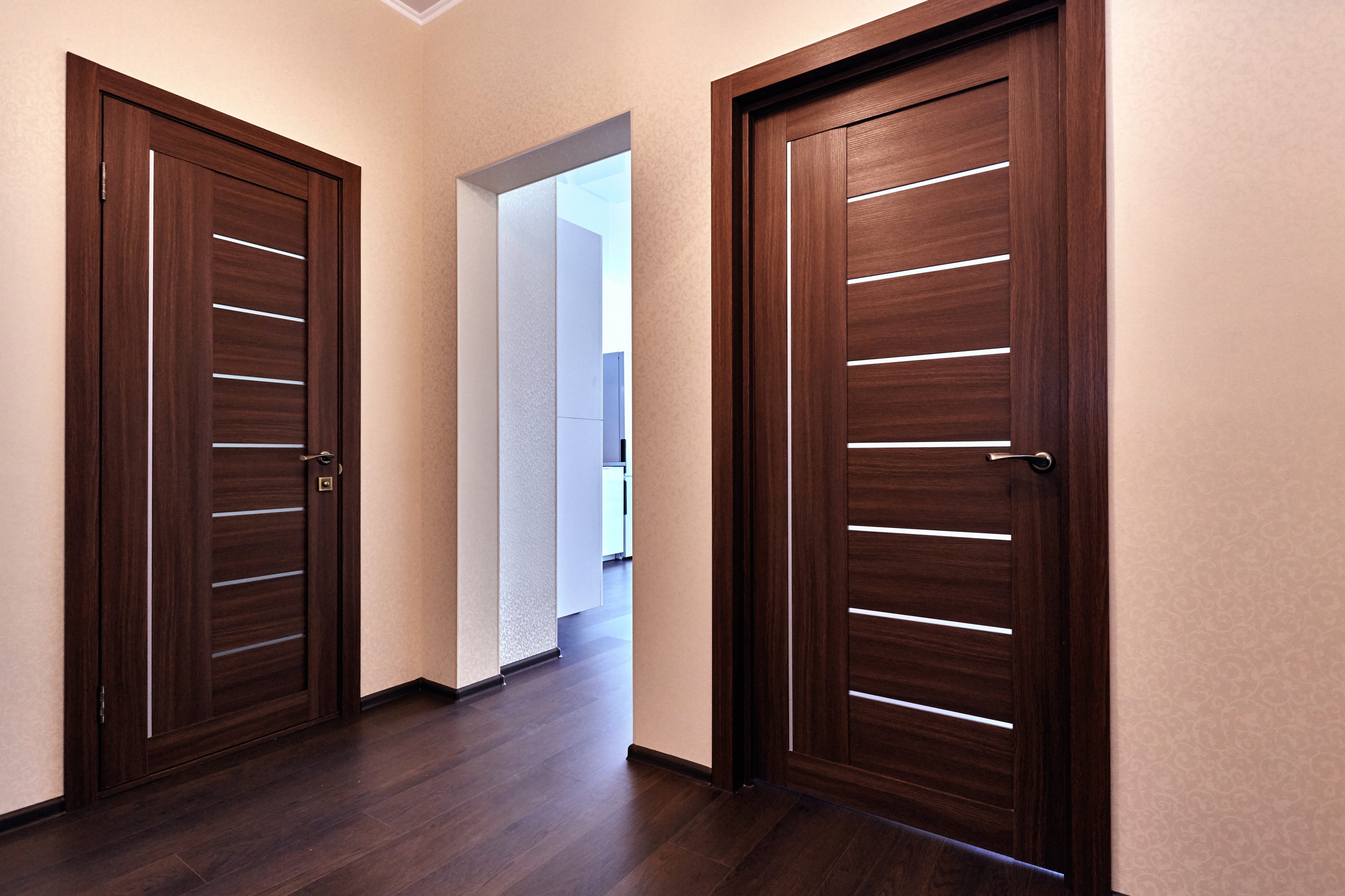 Межкомнатные двери какие лучше купить в квартиру