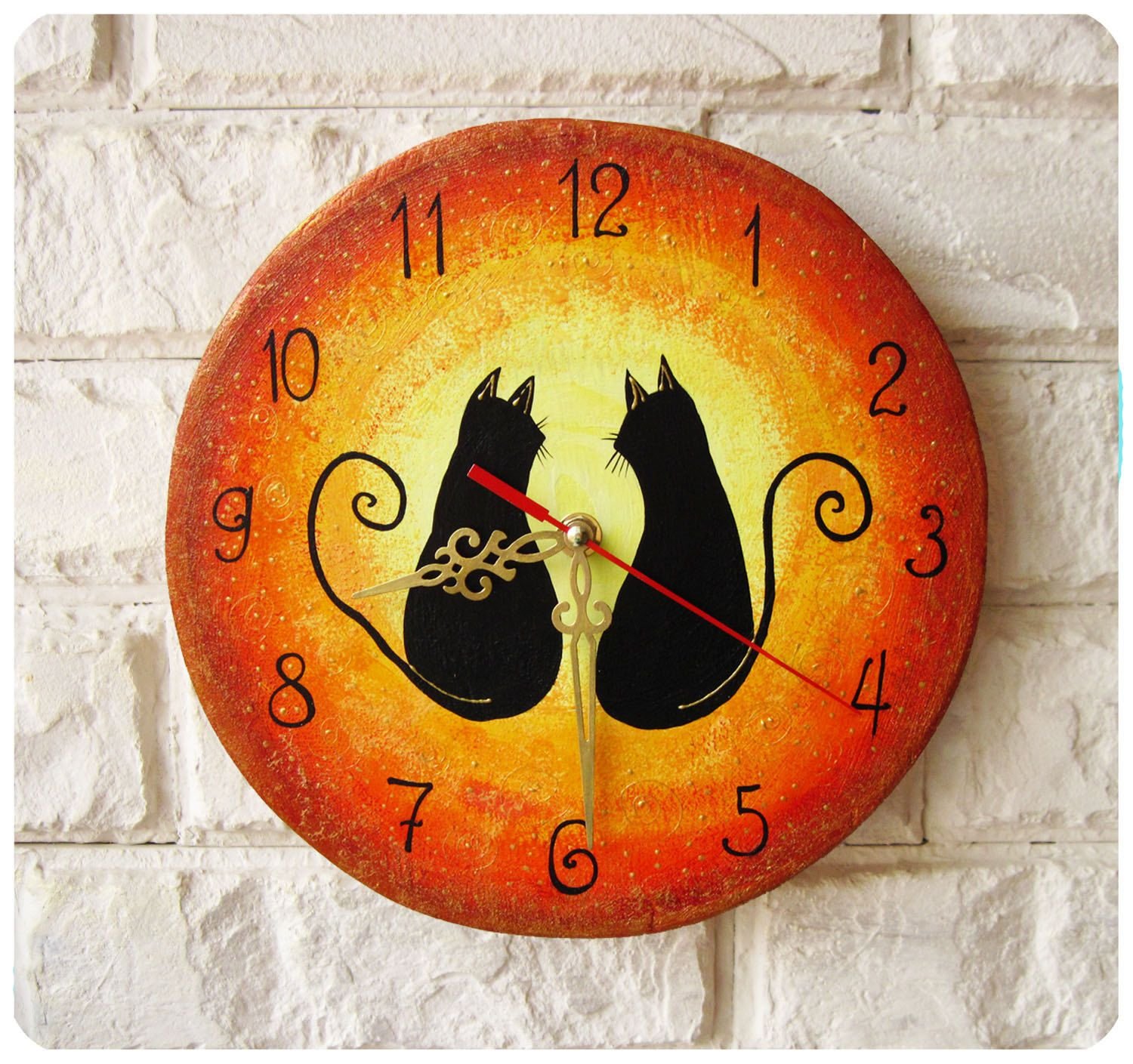 Циферблат часов своими руками. Оригинальные настенные часы. Часы настенные необычные. Часы с кошками настенные. Циферблат для настенных часов.