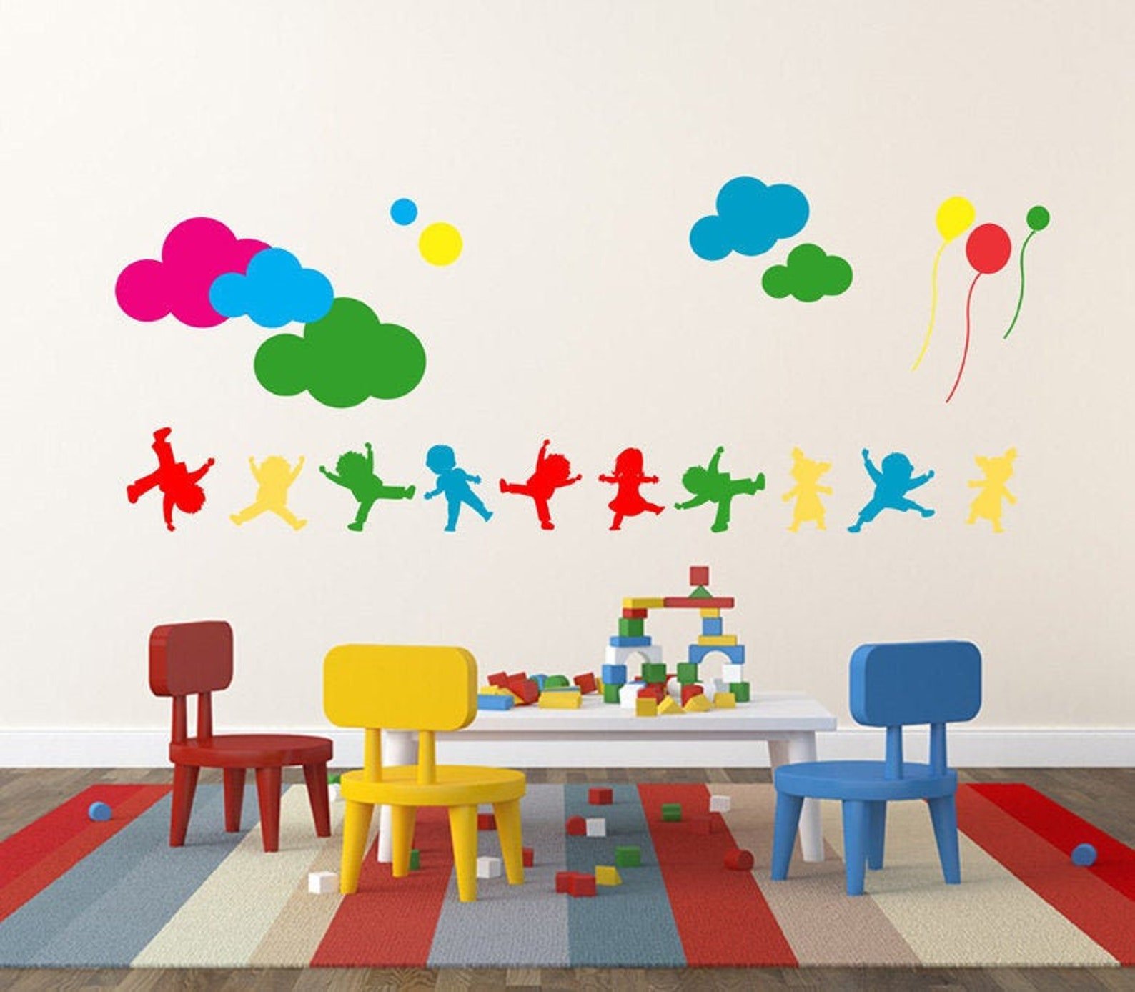 Украсить стену в детском центре