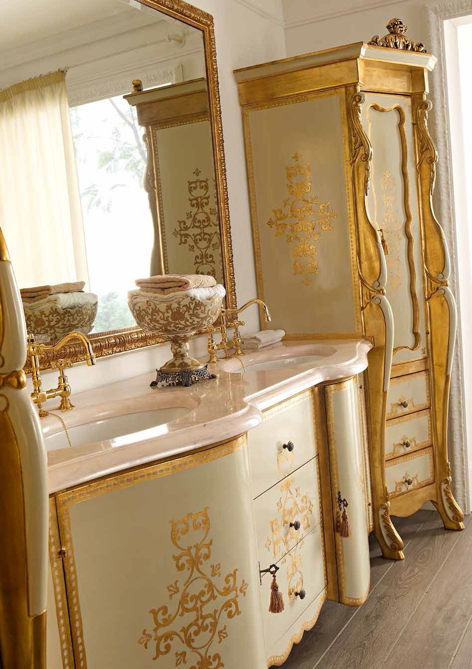 Классическая мебель для ванны. Andrea Fanfani мебель. Andrea Fanfani умывальник. Зеркало Andrea Fanfani 1074 золотой. Мебель для ванной Андреа.